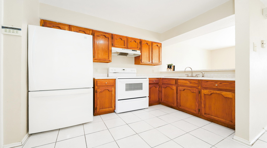 8911 McPherson Rd, Laredo, Texas 78045, 3 Bedrooms Bedrooms, 6 Rooms Rooms,3 BathroomsBathrooms,Residential,For Sale,8911 McPherson Rd,20261657