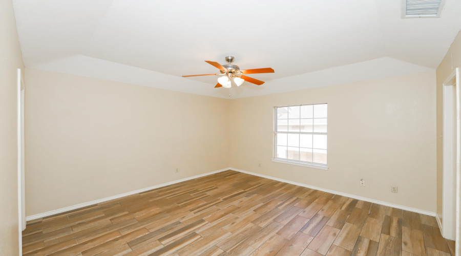 8911 McPherson Rd, Laredo, Texas 78045, 3 Bedrooms Bedrooms, 6 Rooms Rooms,3 BathroomsBathrooms,Residential,For Sale,8911 McPherson Rd,20261657