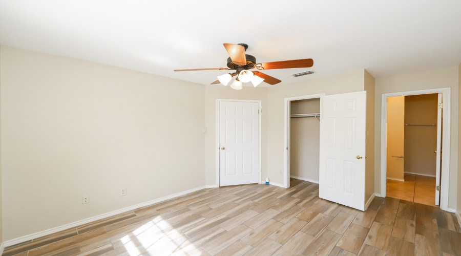 8911 McPherson Rd, Laredo, Texas 78045, 3 Bedrooms Bedrooms, 6 Rooms Rooms,3 BathroomsBathrooms,Residential,For Sale,8911 McPherson Rd,20261657