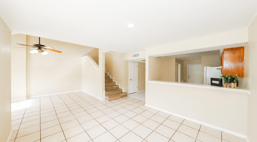 8911 McPherson Rd, Laredo, Texas 78045, 3 Bedrooms Bedrooms, 6 Rooms Rooms,3 BathroomsBathrooms,Residential,For Sale,8911 McPherson Rd,20261657