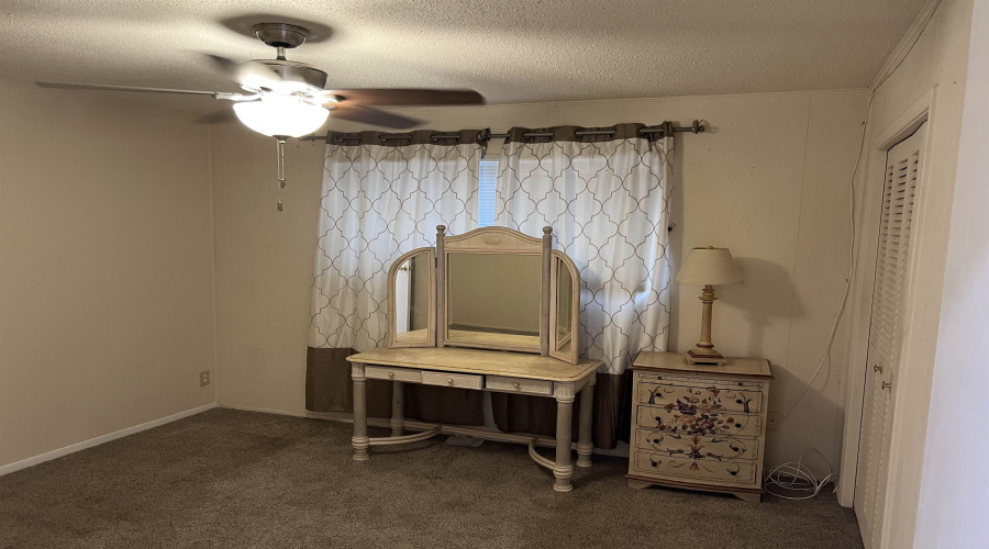 1105 Andrew Ave, Laredo, Texas 78045, 3 Bedrooms Bedrooms, 5 Rooms Rooms,2 BathroomsBathrooms,Residential,For Sale,1105 Andrew Ave,20261662