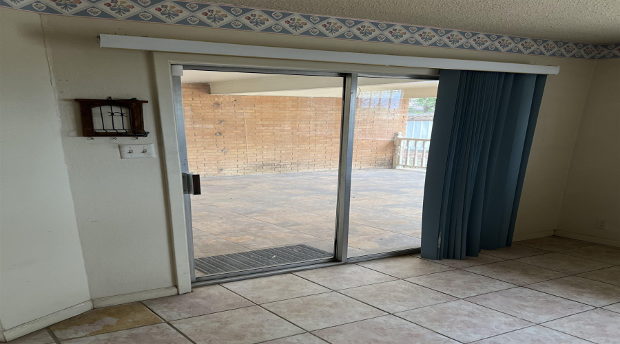 1105 Andrew Ave, Laredo, Texas 78045, 3 Bedrooms Bedrooms, 5 Rooms Rooms,2 BathroomsBathrooms,Residential,For Sale,1105 Andrew Ave,20261662