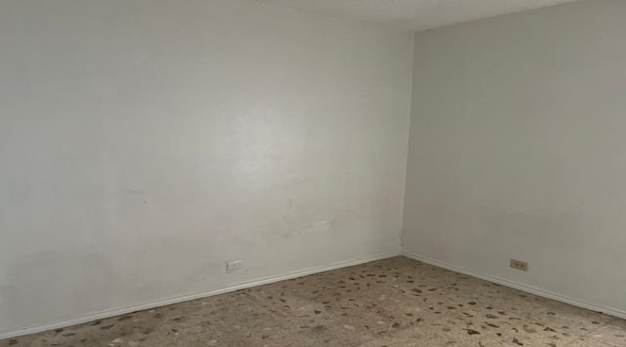 1804 Madison St, Laredo, Texas 78040, 3 Bedrooms Bedrooms, 5 Rooms Rooms,2 BathroomsBathrooms,Residential,For Rent,1804 Madison St,20261663