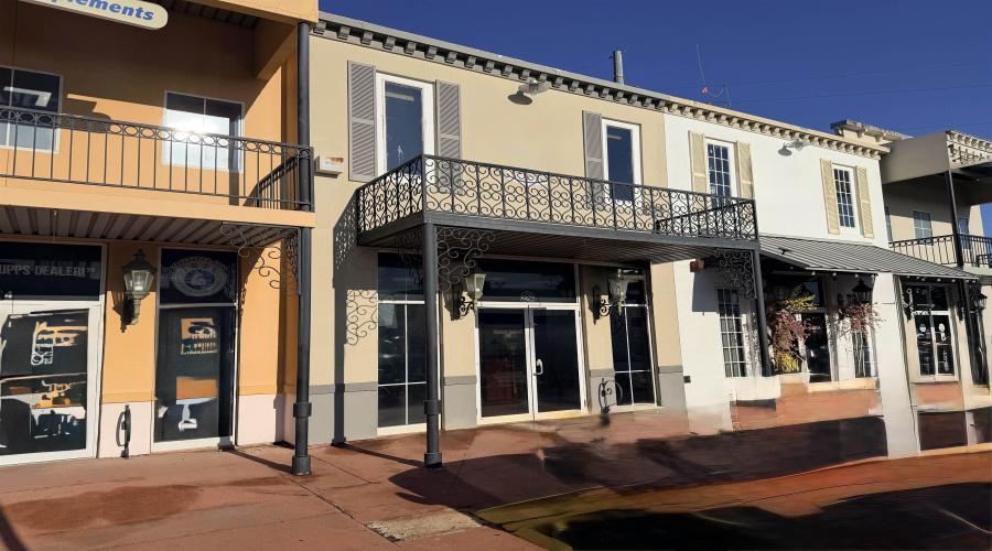 1605 E Del Mar Blvd, Laredo, Texas 78041, 1 Room Rooms,1 BathroomBathrooms,Commercial retail/office,For Rent,1605 E Del Mar Blvd,20261670