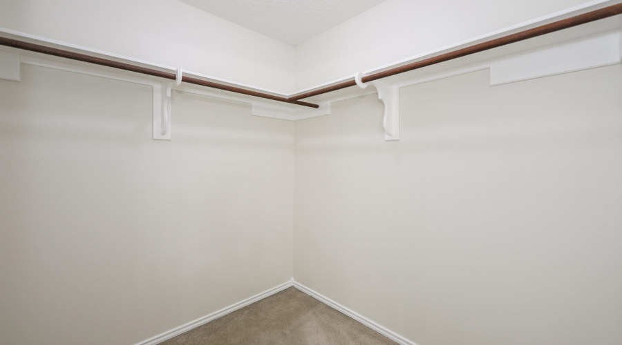 814 Chalan Dr, Laredo, Texas 78045, 3 Bedrooms Bedrooms, 6 Rooms Rooms,2 BathroomsBathrooms,Residential,For Sale,814 Chalan Dr,20261665