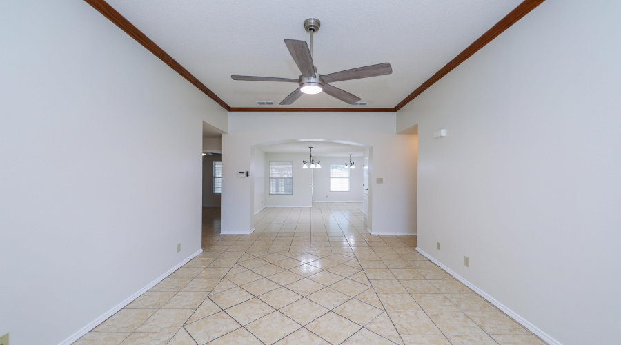 814 Chalan Dr, Laredo, Texas 78045, 3 Bedrooms Bedrooms, 6 Rooms Rooms,2 BathroomsBathrooms,Residential,For Sale,814 Chalan Dr,20261665