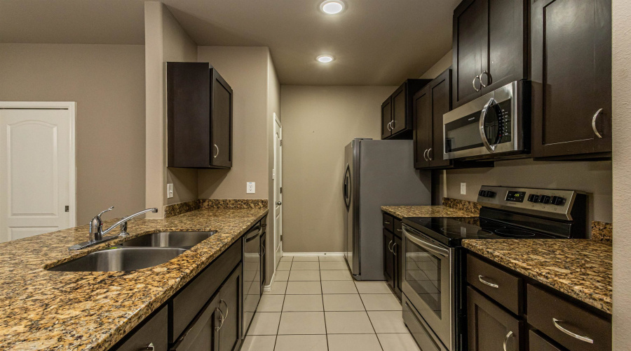 123 Niagara Dr., Laredo, Texas 78045, 3 Bedrooms Bedrooms, 5 Rooms Rooms,2 BathroomsBathrooms,Residential,For Sale,123 Niagara Dr.,20261666