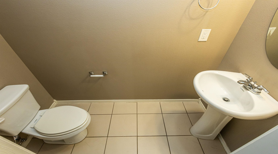 123 Niagara Dr., Laredo, Texas 78045, 3 Bedrooms Bedrooms, 5 Rooms Rooms,2 BathroomsBathrooms,Residential,For Sale,123 Niagara Dr.,20261666