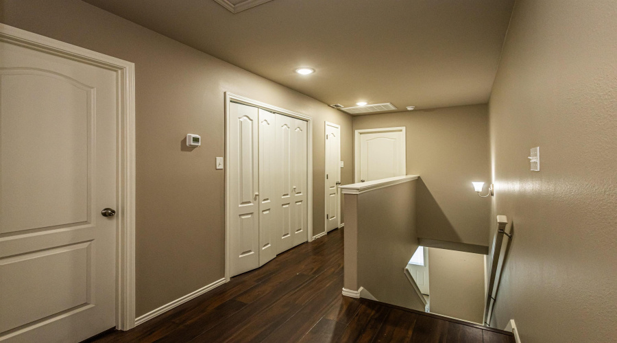 123 Niagara Dr., Laredo, Texas 78045, 3 Bedrooms Bedrooms, 5 Rooms Rooms,2 BathroomsBathrooms,Residential,For Sale,123 Niagara Dr.,20261666