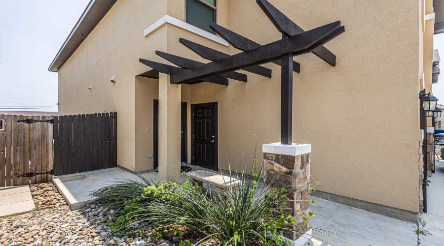 123 Niagara Dr., Laredo, Texas 78045, 3 Bedrooms Bedrooms, 5 Rooms Rooms,2 BathroomsBathrooms,Residential,For Sale,123 Niagara Dr.,20261666