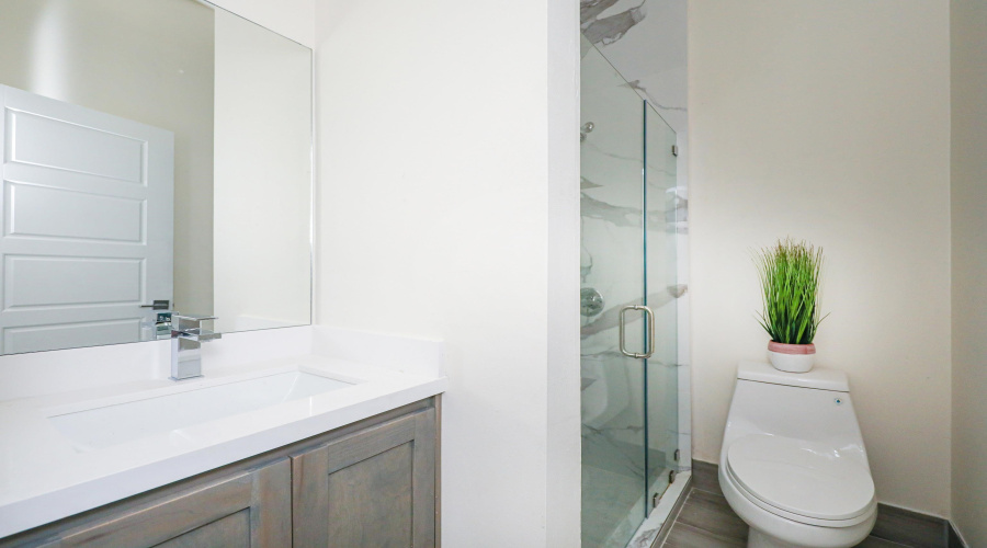 9109 McPherson Rd, LAREDO, Texas 78045, 2 Bedrooms Bedrooms, 4 Rooms Rooms,2 BathroomsBathrooms,Residential,For Rent,9109 McPherson Rd,20261672