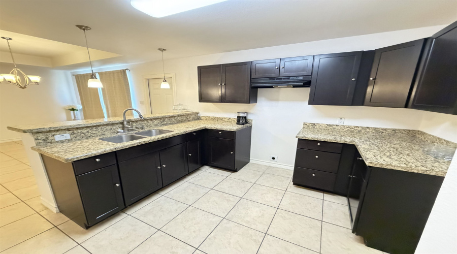 1507 Riddle Dr, Laredo, Texas 78046, 3 Bedrooms Bedrooms, 5 Rooms Rooms,2 BathroomsBathrooms,Residential,For Sale,1507 Riddle Dr,20261673