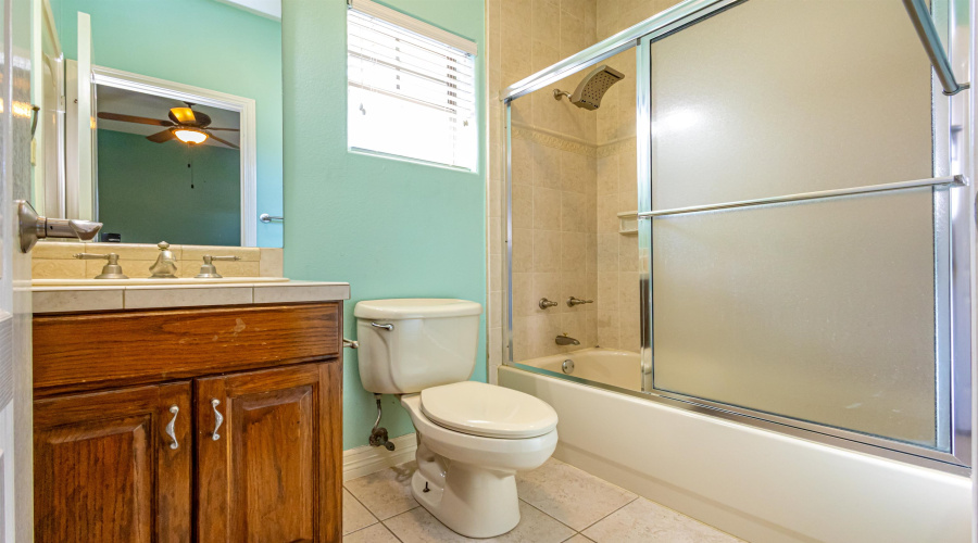 154 Cardinal Ln, Laredo, Texas 78045, 5 Bedrooms Bedrooms, 9 Rooms Rooms,5 BathroomsBathrooms,Residential,For Sale,154 Cardinal Ln,20261674