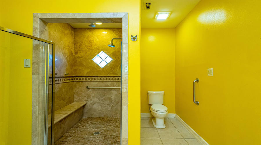 154 Cardinal Ln, Laredo, Texas 78045, 5 Bedrooms Bedrooms, 9 Rooms Rooms,5 BathroomsBathrooms,Residential,For Sale,154 Cardinal Ln,20261674