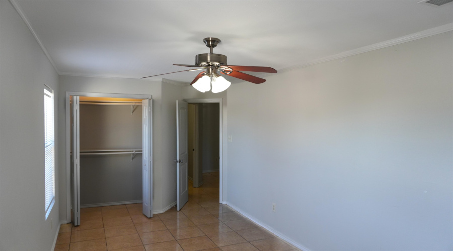 9617 Mallard Lp, LAREDO, Texas 78045, 4 Bedrooms Bedrooms, 5 Rooms Rooms,2 BathroomsBathrooms,Residential,For Sale,9617 Mallard Lp,20261676