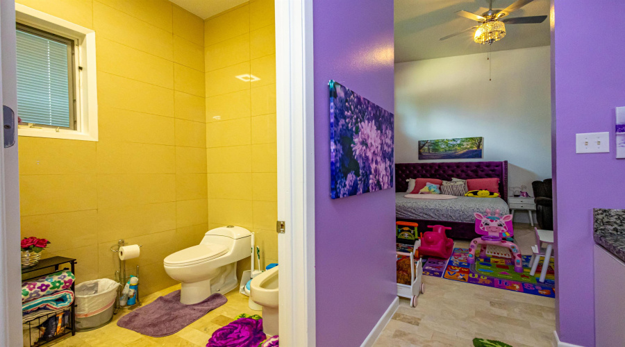 114 Redwing Ct, Laredo, Texas 78045, 4 Bedrooms Bedrooms, 8 Rooms Rooms,3 BathroomsBathrooms,Residential,For Sale,114 Redwing Ct,20261680