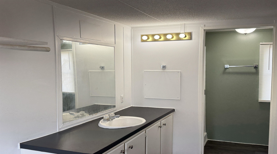 532 Jemez Lp, Laredo, Texas 78046, 2 Bedrooms Bedrooms, 4 Rooms Rooms,2 BathroomsBathrooms,Residential,For Sale,532 Jemez Lp,20261681