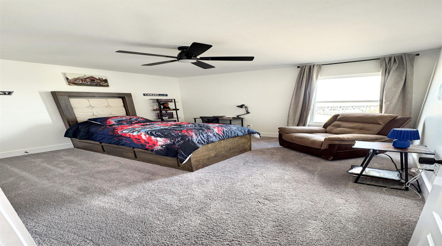 9905 Rosary Ln., Laredo, Texas 78045, 4 Bedrooms Bedrooms, 8 Rooms Rooms,2 BathroomsBathrooms,Residential,For Sale,9905 Rosary Ln.,20261682