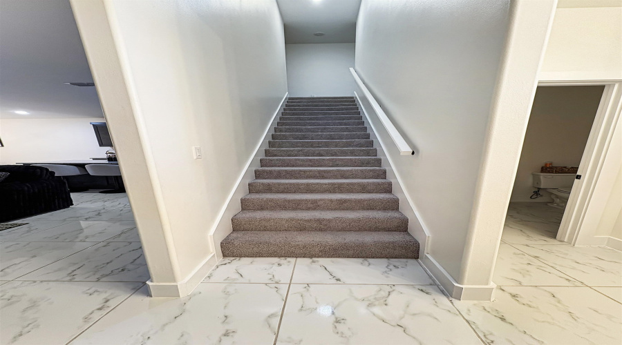 9905 Rosary Ln., Laredo, Texas 78045, 4 Bedrooms Bedrooms, 8 Rooms Rooms,2 BathroomsBathrooms,Residential,For Sale,9905 Rosary Ln.,20261682