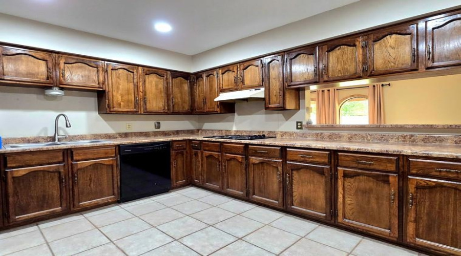 105 Indiana St, Laredo, Texas 78045, 3 Bedrooms Bedrooms, 6 Rooms Rooms,2 BathroomsBathrooms,Residential,For Sale,105 Indiana St,20261683