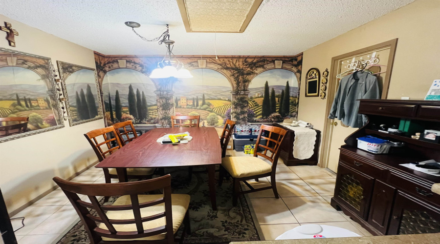 8606 Puerto Viejo, Laredo, Texas 78045-6225, 4 Bedrooms Bedrooms, 6 Rooms Rooms,2 BathroomsBathrooms,Residential,For Sale,8606 Puerto Viejo,20261684