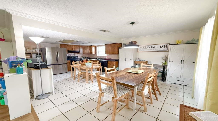 312 S Dakota St S, Laredo, Texas 78041, 3 Bedrooms Bedrooms, 5 Rooms Rooms,2 BathroomsBathrooms,Residential,For Sale,312 S Dakota St S,20261689