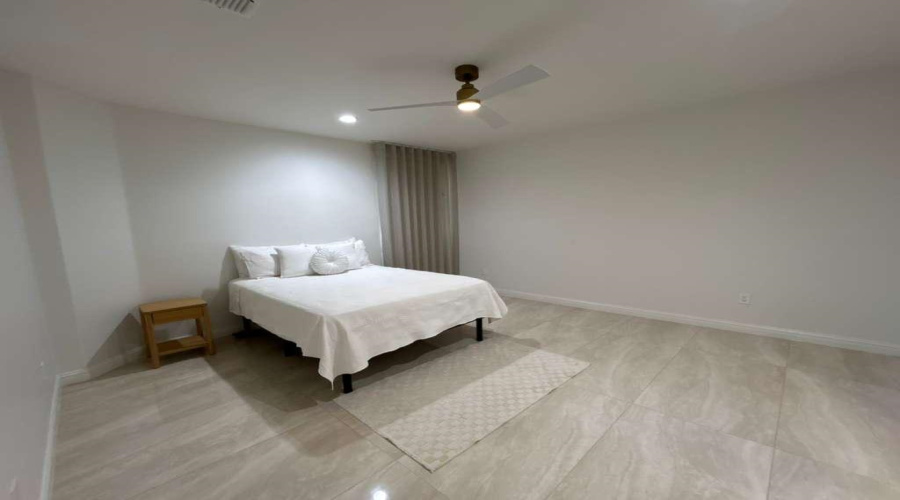 2110 Bermuda Dr, Laredo, Texas 78045, 3 Bedrooms Bedrooms, 8 Rooms Rooms,4 BathroomsBathrooms,Residential,For Rent,2110 Bermuda Dr,20261690