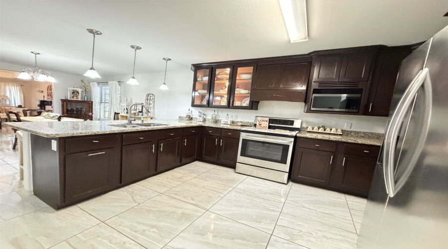 4324 Alina Dr., Laredo, Texas 78046, 3 Bedrooms Bedrooms, 6 Rooms Rooms,2 BathroomsBathrooms,Residential,For Sale,4324 Alina Dr.,20261692