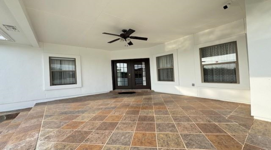 103 Yellowstone Lake Dr, Laredo, Texas 78041, 3 Bedrooms Bedrooms, 7 Rooms Rooms,2 BathroomsBathrooms,Residential,For Rent,103 Yellowstone Lake Dr,20261694