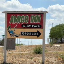 209 Lakeshore Dr, Zapata, Texas 78076, 6 Rooms Rooms,3 BathroomsBathrooms,Commercial retail/office,For Sale,209 Lakeshore Dr,20261699