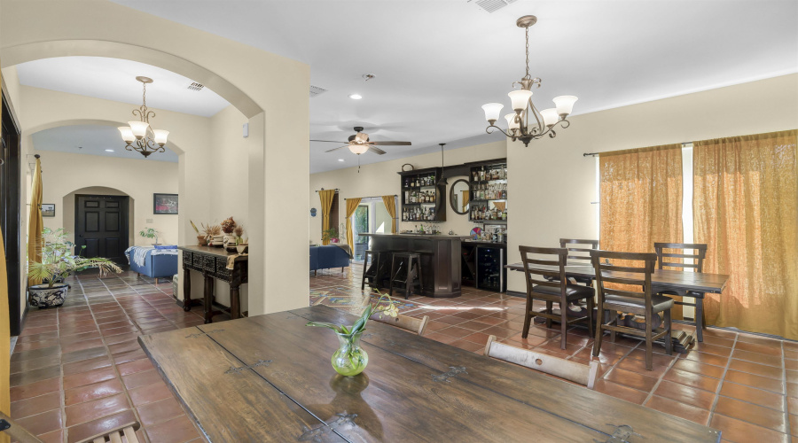 8701 High Creek Dr, laredo, Texas 78045, 3 Bedrooms Bedrooms, 8 Rooms Rooms,2 BathroomsBathrooms,Residential,For Sale,8701 High Creek Dr,20261700