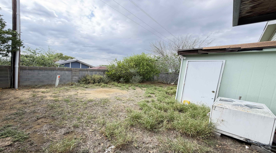 312 Larga Vista Dr, Laredo, Texas 78043, 3 Bedrooms Bedrooms, 4 Rooms Rooms,1 BathroomBathrooms,Residential,For Sale,312 Larga Vista Dr,20261701