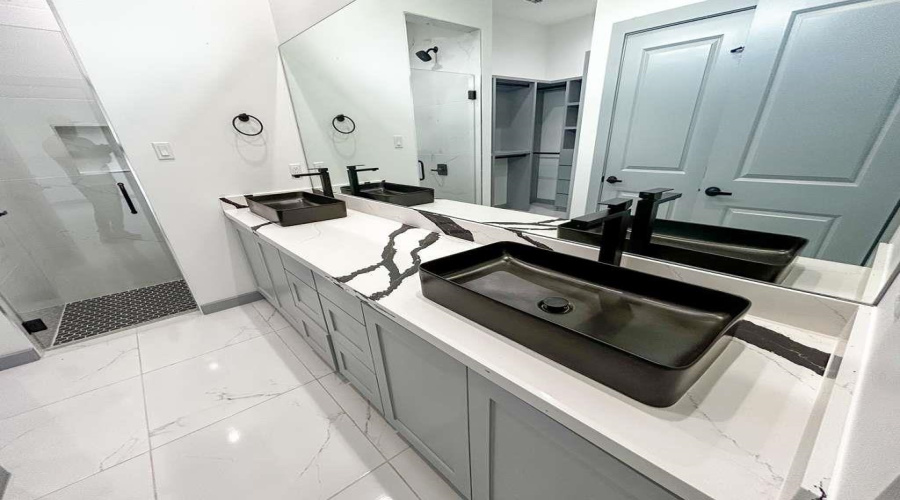 5408 Raven Dr., Laredo, Texas 78046, 3 Bedrooms Bedrooms, 6 Rooms Rooms,3 BathroomsBathrooms,Residential,For Sale,5408 Raven Dr.,20254460