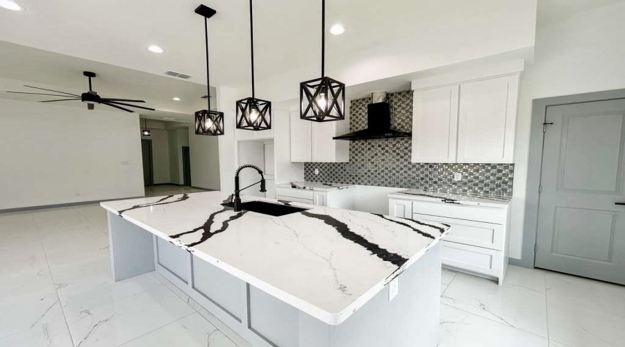 5408 Raven Dr., Laredo, Texas 78046, 3 Bedrooms Bedrooms, 6 Rooms Rooms,3 BathroomsBathrooms,Residential,For Sale,5408 Raven Dr.,20254460