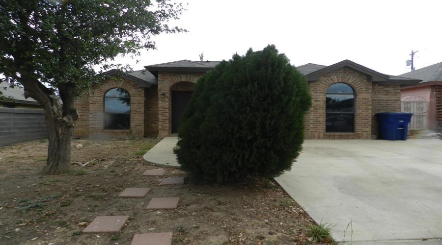5743 St Charles Lp, Laredo, Texas 78046-8077, 3 Bedrooms Bedrooms, 5 Rooms Rooms,2 BathroomsBathrooms,Residential,For Sale,5743 St Charles Lp,20261705