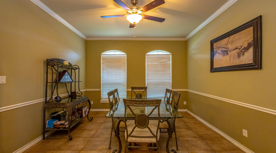 3824 Crestwind Dr, Laredo, Texas 78045, 3 Bedrooms Bedrooms, 8 Rooms Rooms,2 BathroomsBathrooms,Residential,For Sale,3824 Crestwind Dr,20261706