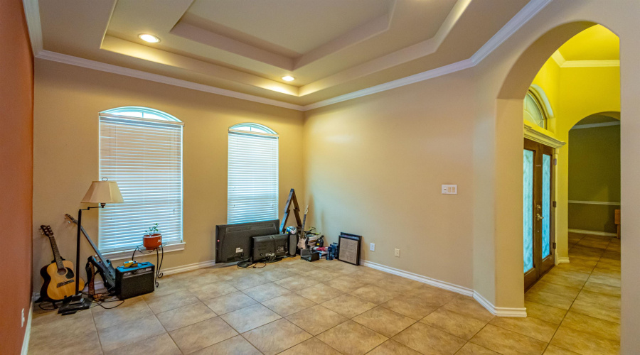 3824 Crestwind Dr, Laredo, Texas 78045, 3 Bedrooms Bedrooms, 8 Rooms Rooms,2 BathroomsBathrooms,Residential,For Sale,3824 Crestwind Dr,20261706