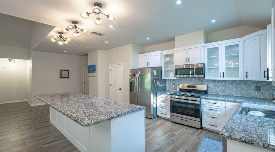 514 Prado Dr, Laredo, Texas 78045, 3 Bedrooms Bedrooms, 6 Rooms Rooms,2 BathroomsBathrooms,Residential,For Rent,514 Prado Dr,20261708