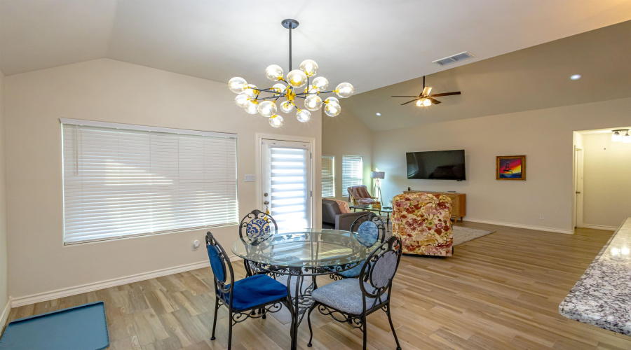 514 Prado Dr, Laredo, Texas 78045, 3 Bedrooms Bedrooms, 6 Rooms Rooms,2 BathroomsBathrooms,Residential,For Rent,514 Prado Dr,20261708