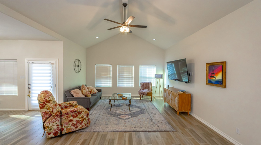 514 Prado Dr, Laredo, Texas 78045, 3 Bedrooms Bedrooms, 6 Rooms Rooms,2 BathroomsBathrooms,Residential,For Rent,514 Prado Dr,20261708