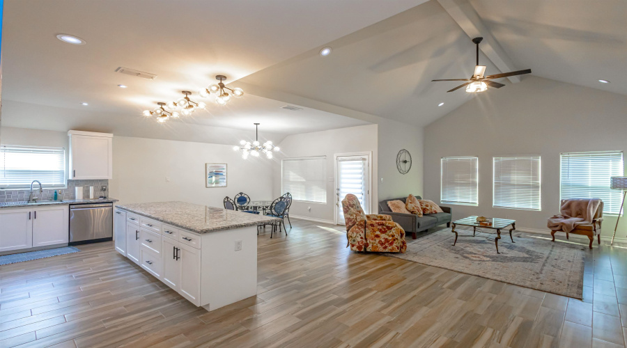 514 Prado Dr, Laredo, Texas 78045, 3 Bedrooms Bedrooms, 6 Rooms Rooms,2 BathroomsBathrooms,Residential,For Rent,514 Prado Dr,20261708