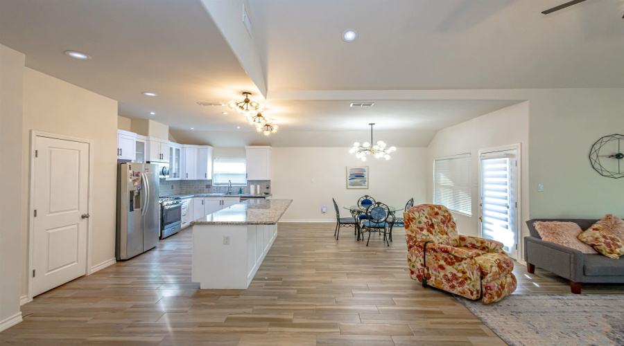 514 Prado Dr, Laredo, Texas 78045, 3 Bedrooms Bedrooms, 6 Rooms Rooms,2 BathroomsBathrooms,Residential,For Rent,514 Prado Dr,20261708