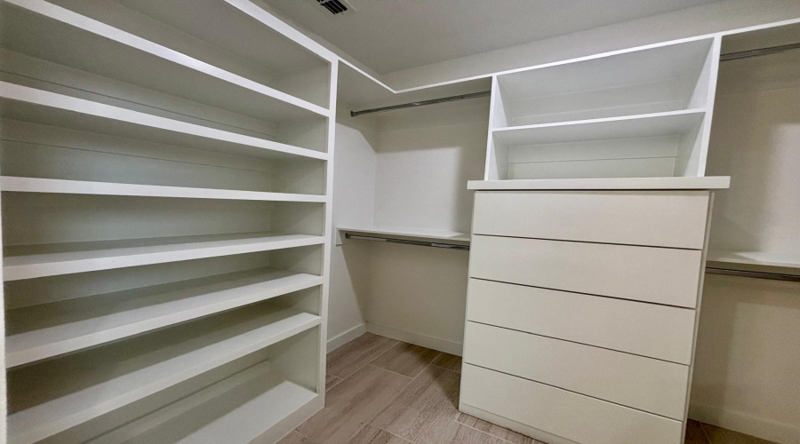 510 Deer Path Loop, Laredo, Texas 78045-2237, 3 Bedrooms Bedrooms, 8 Rooms Rooms,2 BathroomsBathrooms,Residential,For Rent,510 Deer Path Loop,20261709