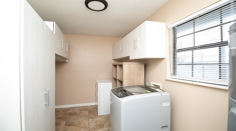 1707 Delmar St., ZAPATA, Texas 78076, 2 Bedrooms Bedrooms, 3 Rooms Rooms,1 BathroomBathrooms,Residential,For Rent,1707 Delmar St.,20261712