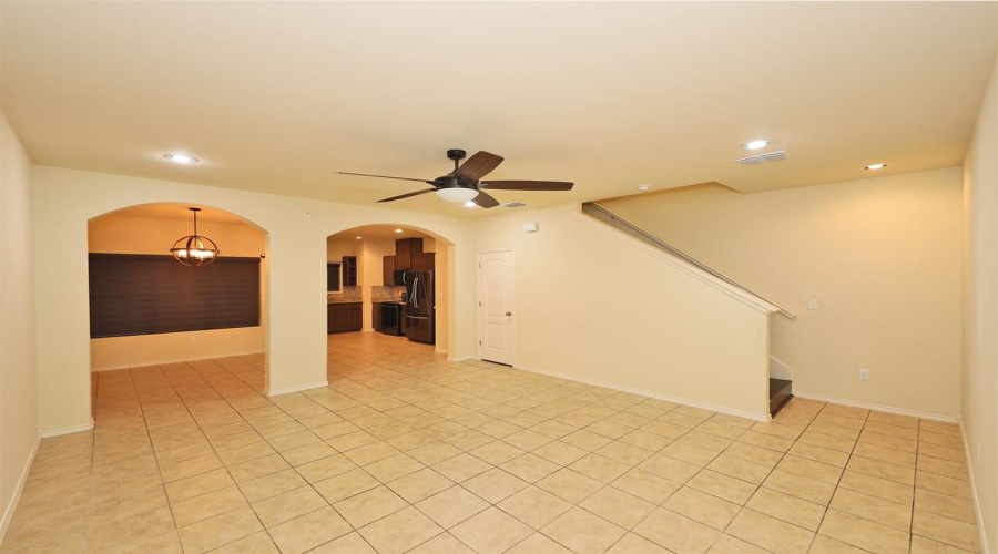 5610 Montevista Dr., Laredo, Texas 78041, 3 Bedrooms Bedrooms, 6 Rooms Rooms,2 BathroomsBathrooms,Residential,For Rent,5610 Montevista Dr.,20261720