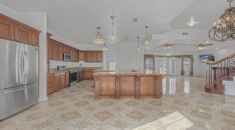 245 Lake Powell Dr, Laredo, Texas 78045, 6 Bedrooms Bedrooms, 9 Rooms Rooms,4 BathroomsBathrooms,Residential,For Sale,245 Lake Powell Dr,20261726