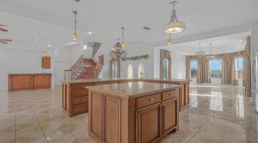 245 Lake Powell Dr, Laredo, Texas 78045, 6 Bedrooms Bedrooms, 9 Rooms Rooms,4 BathroomsBathrooms,Residential,For Sale,245 Lake Powell Dr,20261726