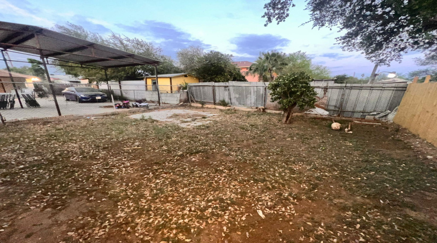 3509 Springfield Ave, Laredo, Texas 78040, 3 Bedrooms Bedrooms, 5 Rooms Rooms,2 BathroomsBathrooms,Residential,For Rent,3509 Springfield Ave,20261728