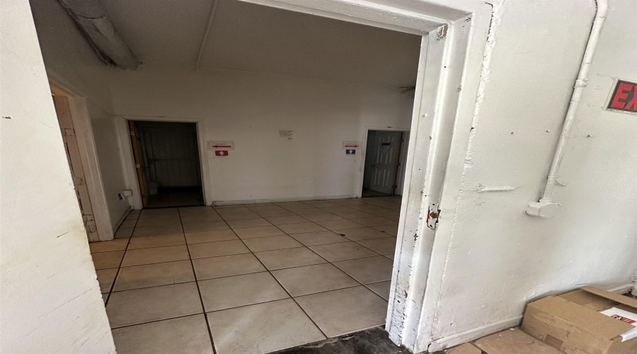 919 San Bernardo Ave, Laredo, Texas 78040, ,2 BathroomsBathrooms,Commercial retail/office,For Rent,919 San Bernardo Ave,20261730