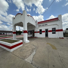 919 San Bernardo Ave, Laredo, Texas 78040, ,2 BathroomsBathrooms,Commercial retail/office,For Rent,919 San Bernardo Ave,20261730